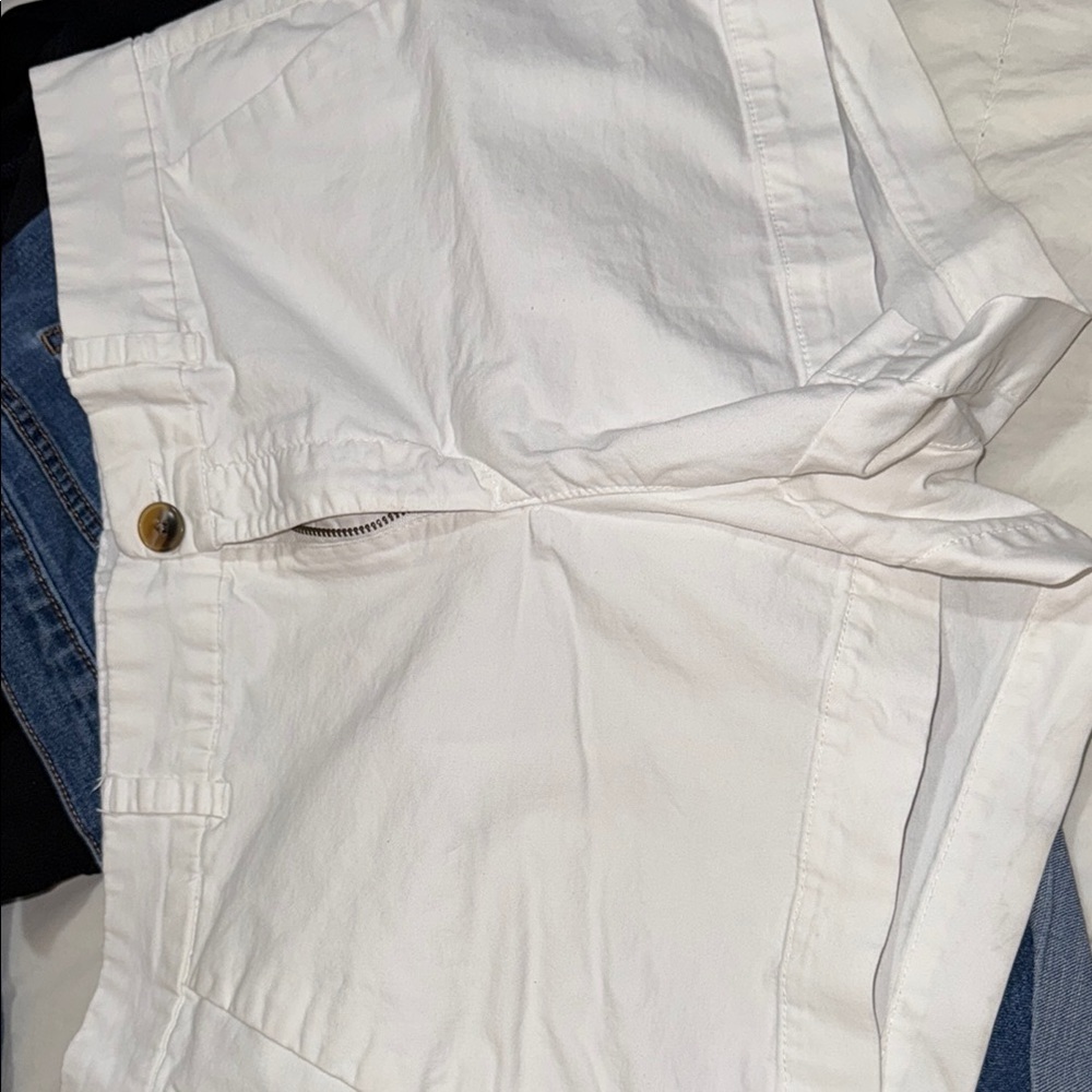 Old Navy Women's White Shorts